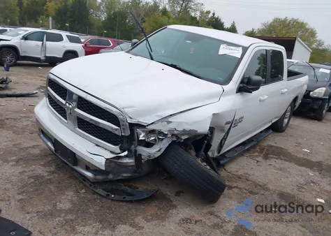 2021 Ram 1500 Classic Slt 4X4 6'4 Box из США, поврежденный, VIN 1C6RR7TT8MS521612